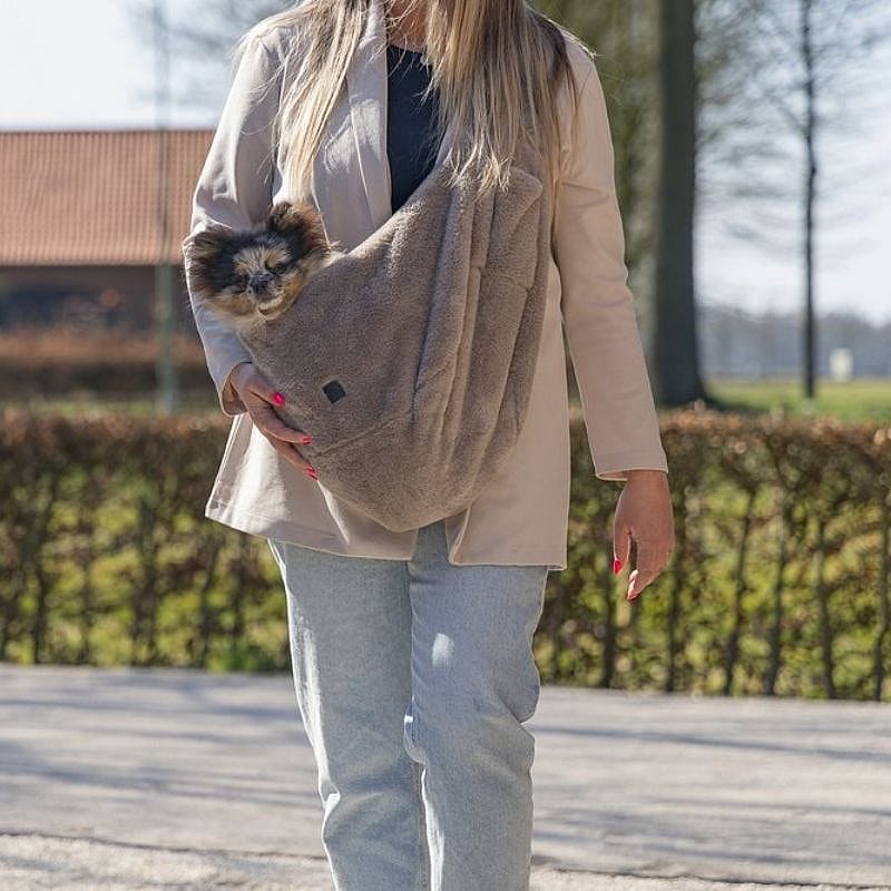 jas, tas, grote sjaal, manteld, furry accessoire