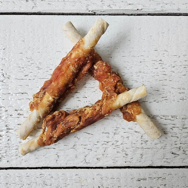 Dierapotheker Rollsticks Wit Buffelhuid met Kip Hond