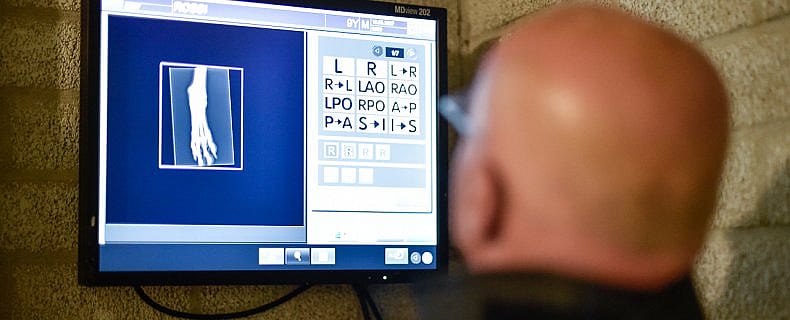 bd97286e3a3e38c9cf181ab85e8368be