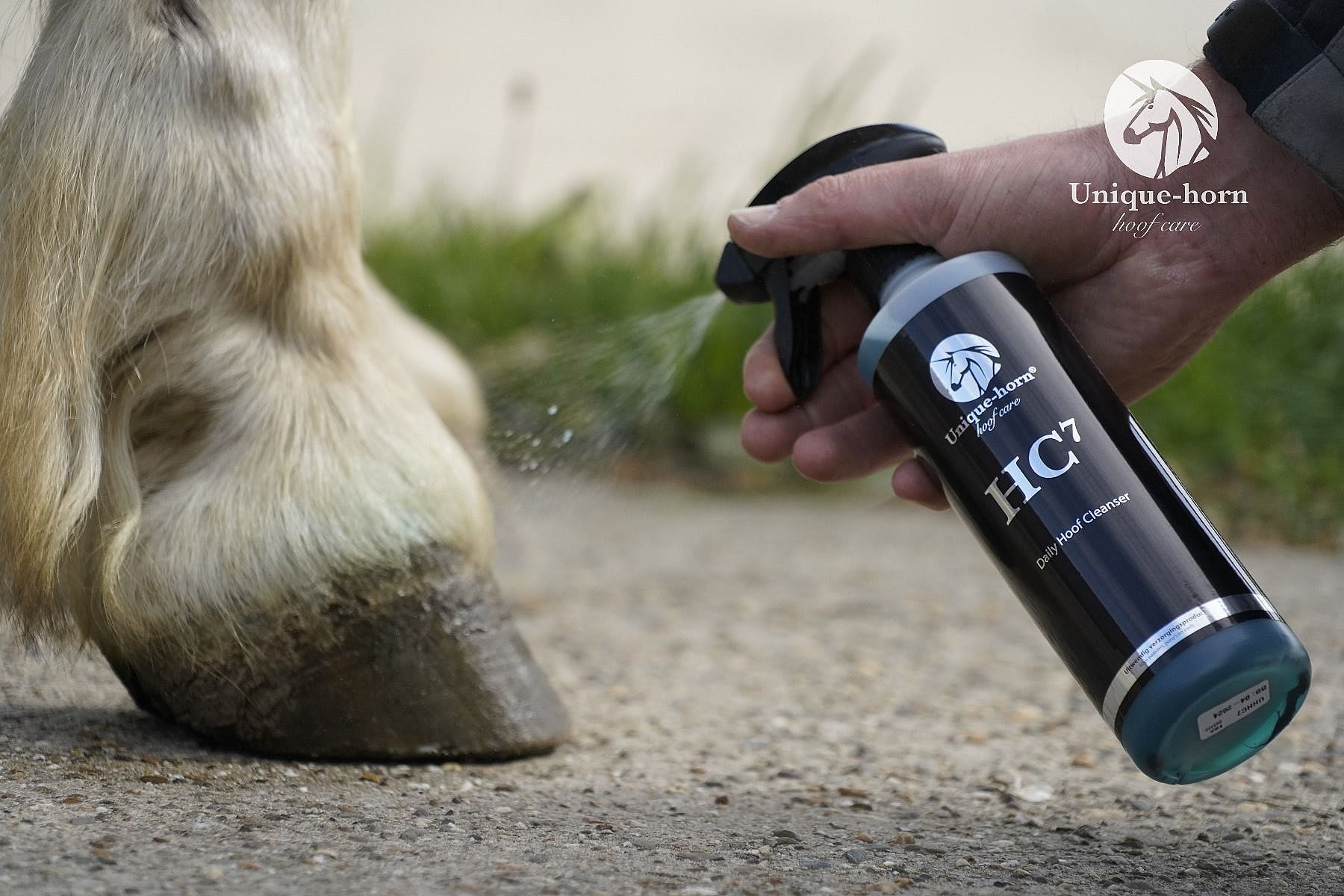 Unique-Horn Hoof Care HC7 Daily Hoof Cleanser Paard