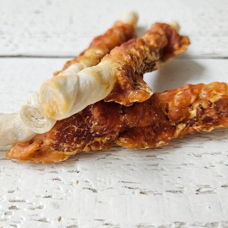 Dierapotheker Rollsticks Wit Buffelhuid met Kip Hond